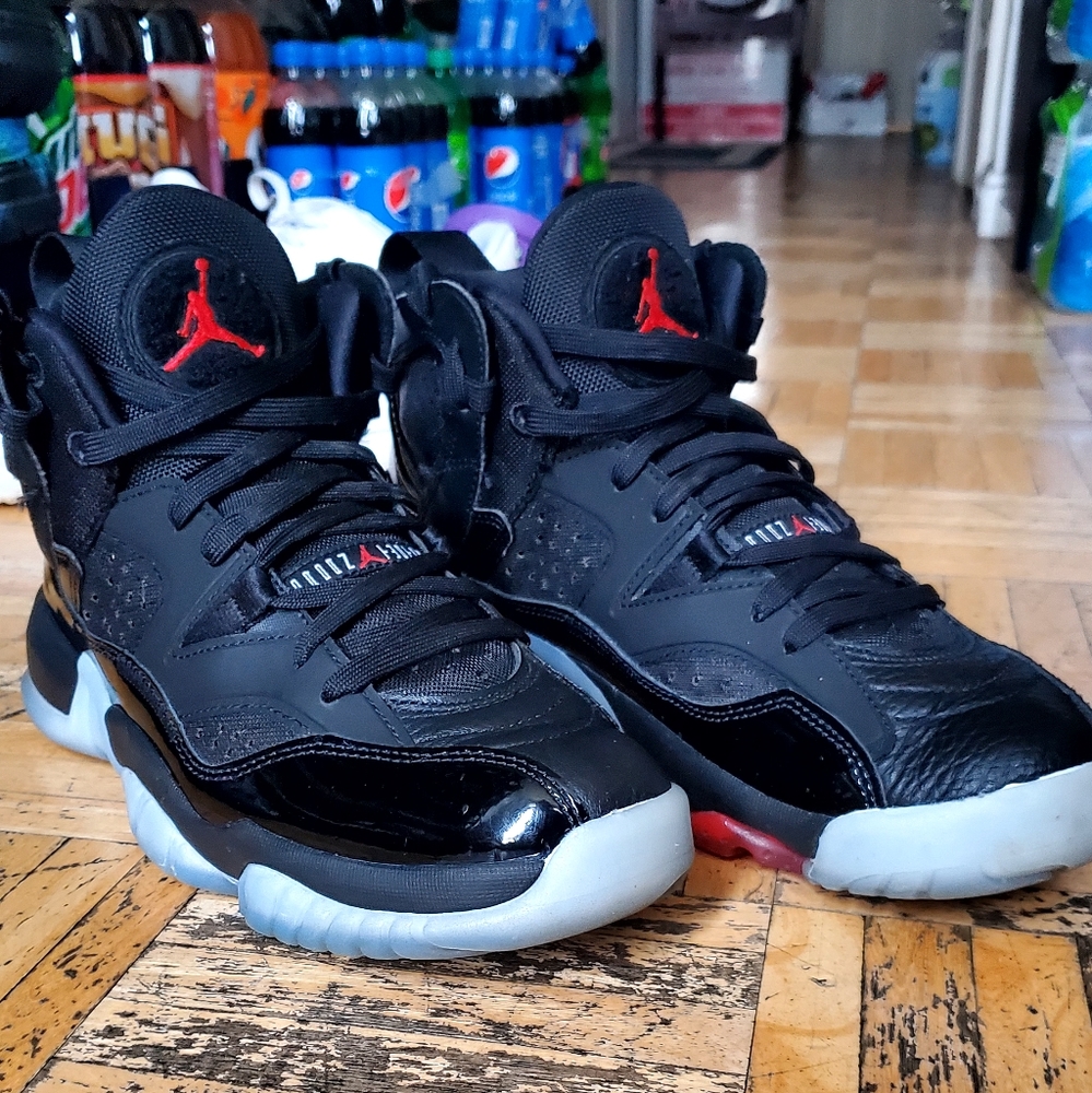 Jordan Jumpman Two Trey